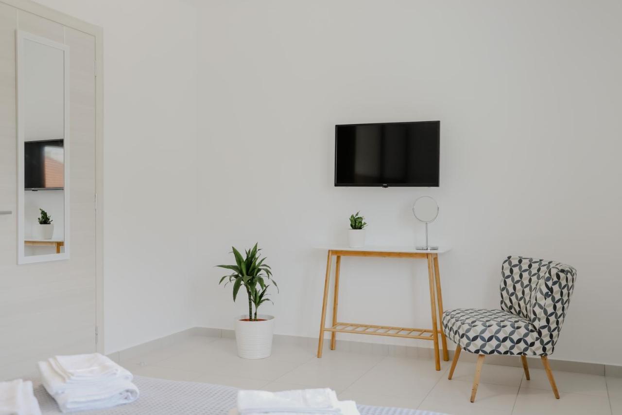 Appartement The Olive House à Néa Péramos Extérieur photo